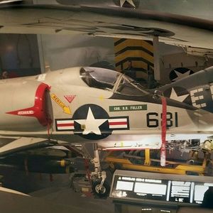 Meet your Posher, Elijah